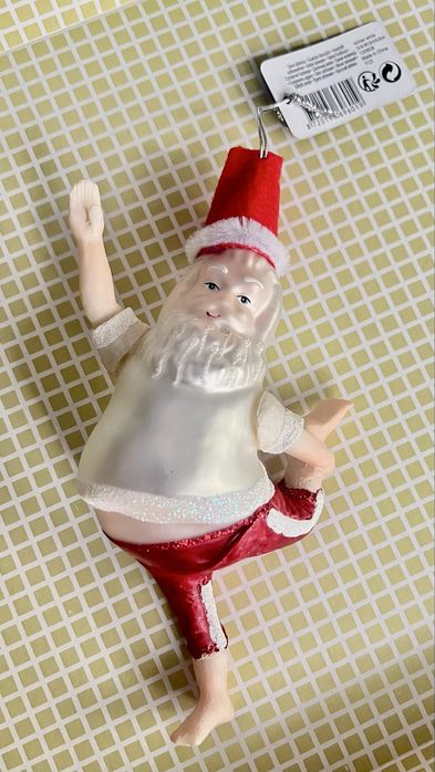 Елочные игрушки. Игрушки на елку. Игрушки