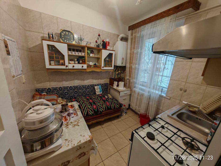 Ap 2 camere 60m2 + boxă 13m2, decomandat Iași Copou, str. Macazului 10