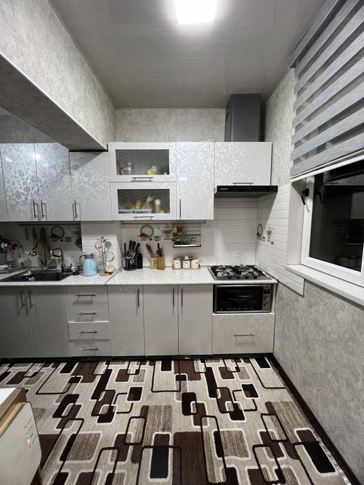 Срочно продаю пять комнатную квартиру