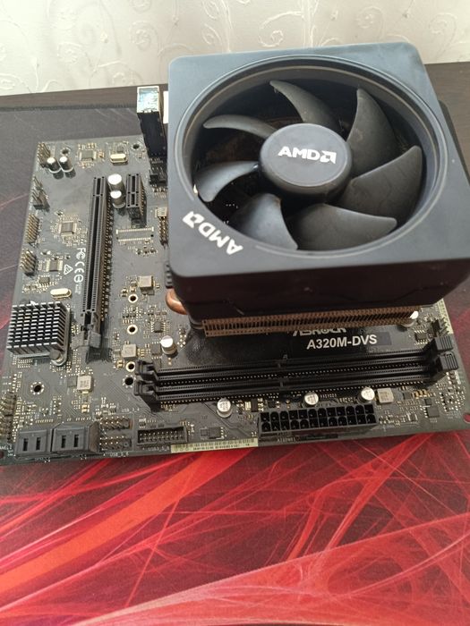 Vând Kit AM4: Ryzen 5 1600X + Placă de bază ASRock + Cooler Prism