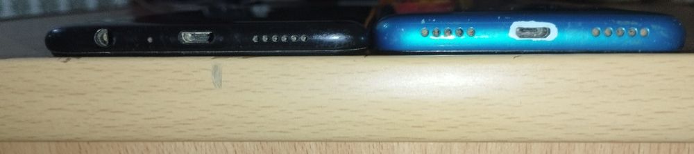 Два телефона Samsung a 10s 32Гб и redmi 7a могу по отдельности продать