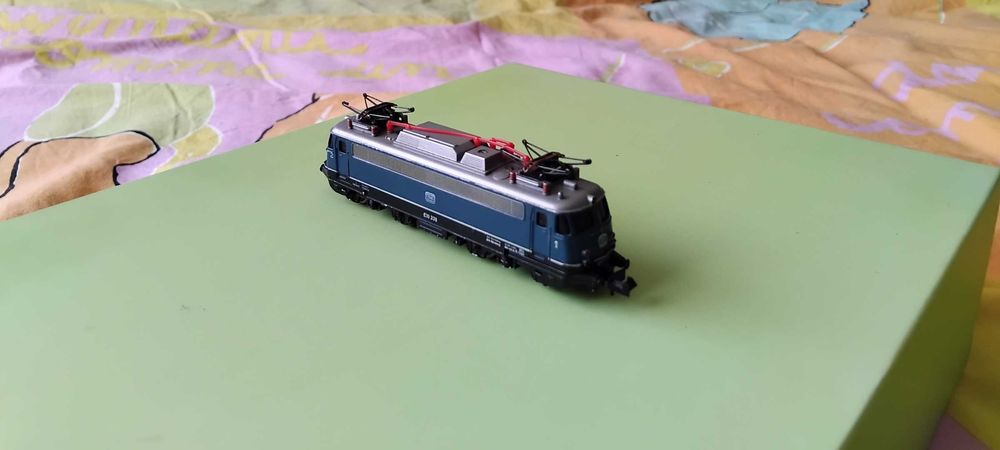Locomotiva electrica scara N.