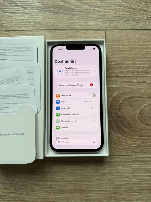 Iphone 16 e, NOU, 128 gb, bat.100% - negru