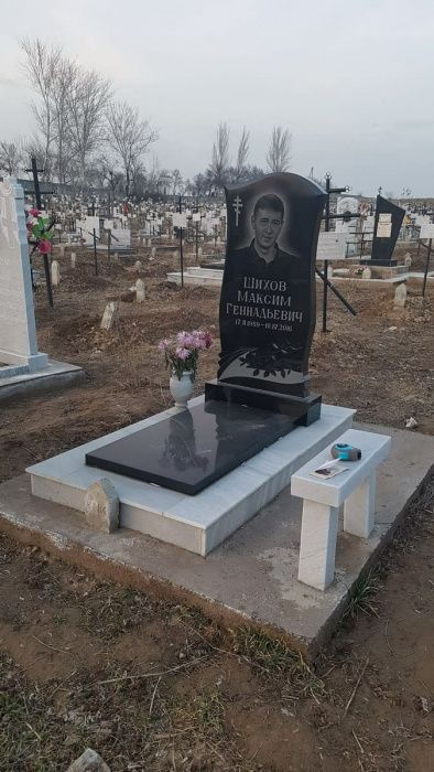 Гранитные памятники в Ташкенте