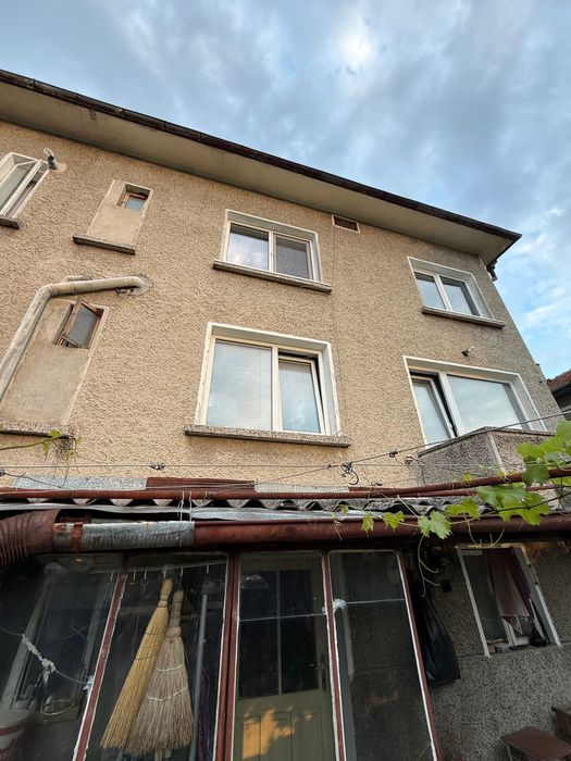 Продава се Къща в Разград, Център - 210 кв.м за 656 €/кв.м - Снимка #6