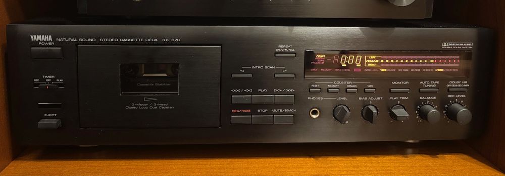 Deck Yamaha KX 670, cu telecomanda, perfecta stare