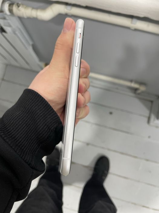 Iphone xr айфон хр 75%