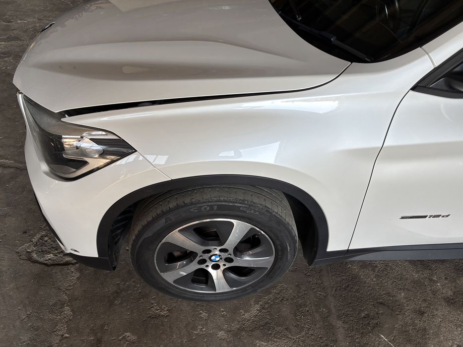 Aripa stanga dreapta bmw x1 f48 mineralweiss a96