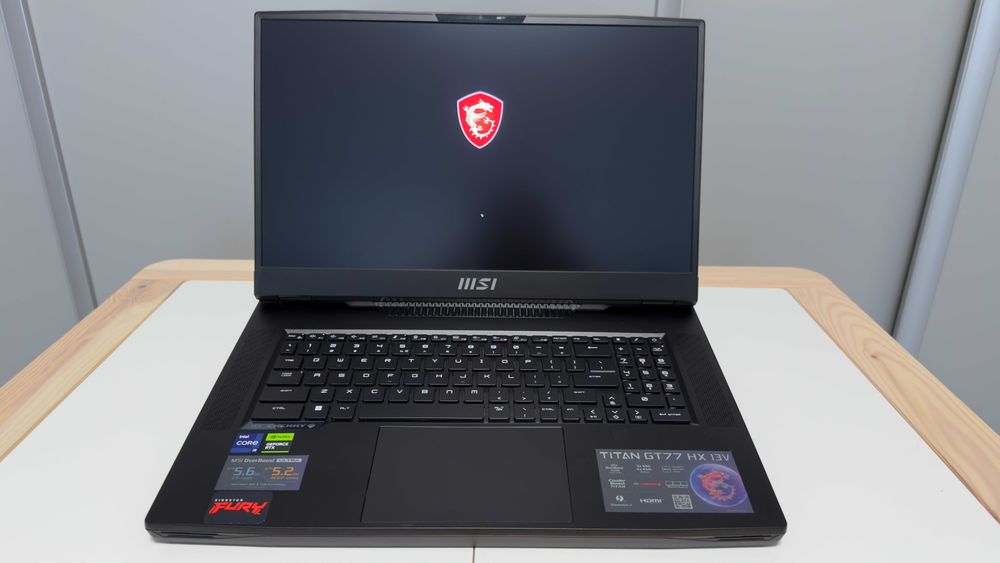 Laptop Gaming MSI Titan GT77HX 13VI (128 Gb RAM, Wi-Fi 7, 6 Tb SSD)