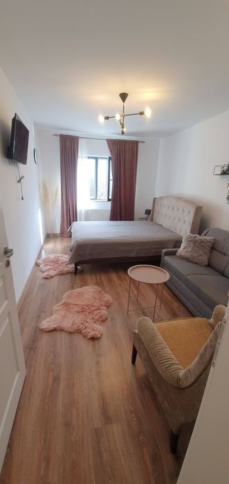 Garsonieră 36mp, decomandată, bloc nou – Ipotesti