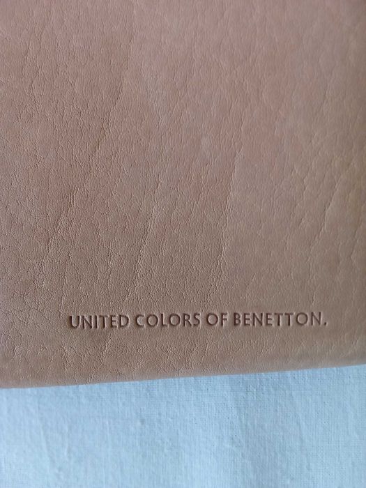Benetton италианско дамско портмоне естествена кожа