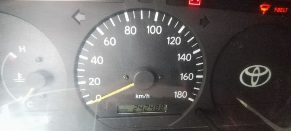 Тайота хайс 1999 на дизель