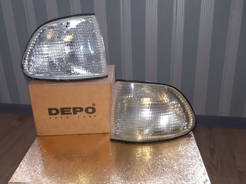 Поворотники передние BMW левый правый дорестайлинг белый DEPO!