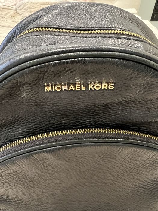 Продам рюкзак Michael Kors