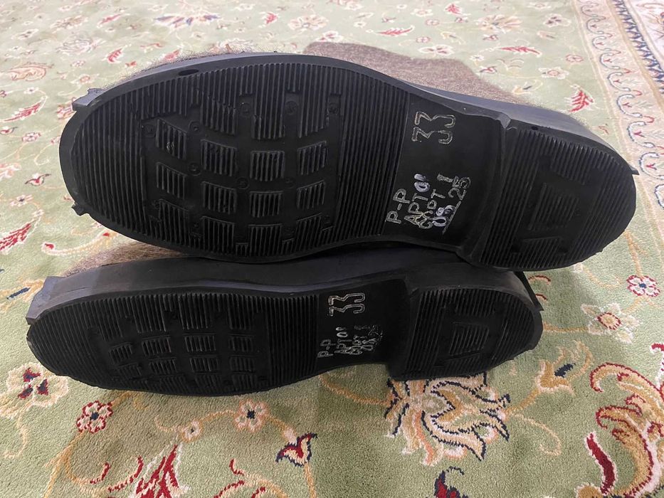 Байпақ жаңа киілмеген