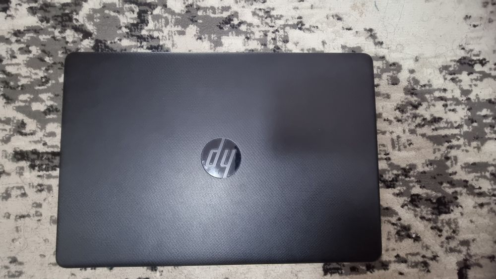 HP Laptop 15s-fq5000nia
