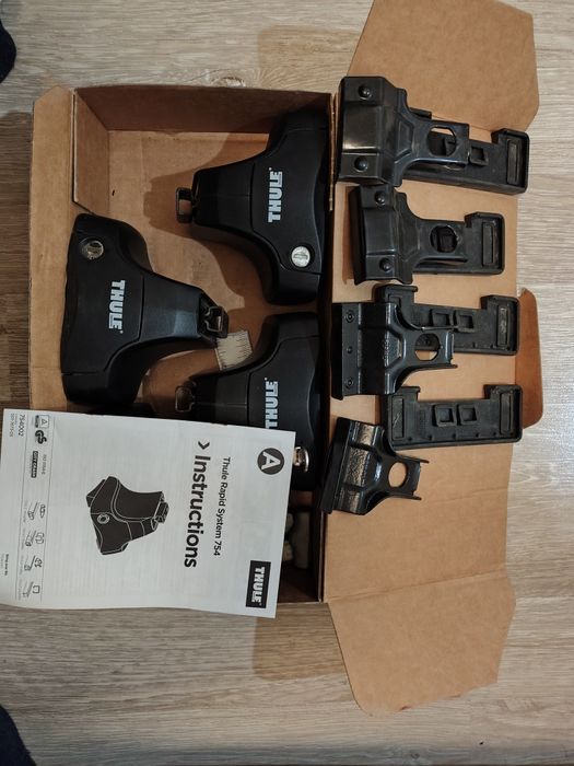 Захвати Thule 754 + Thule Kit 1205