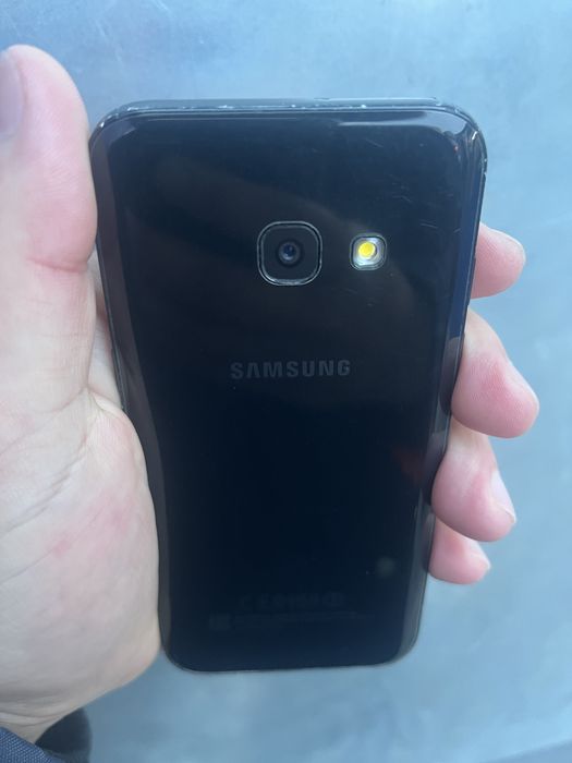 Телефоны от 10,000