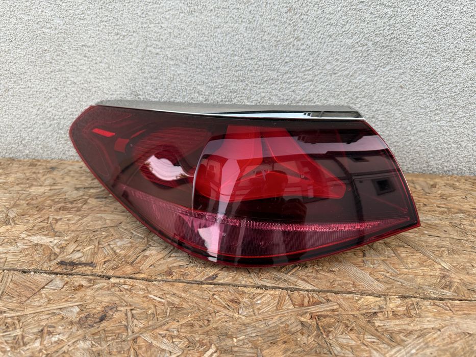 Stop tripla lampa stanga aripa caroserie Mercedes E Class W214 LED