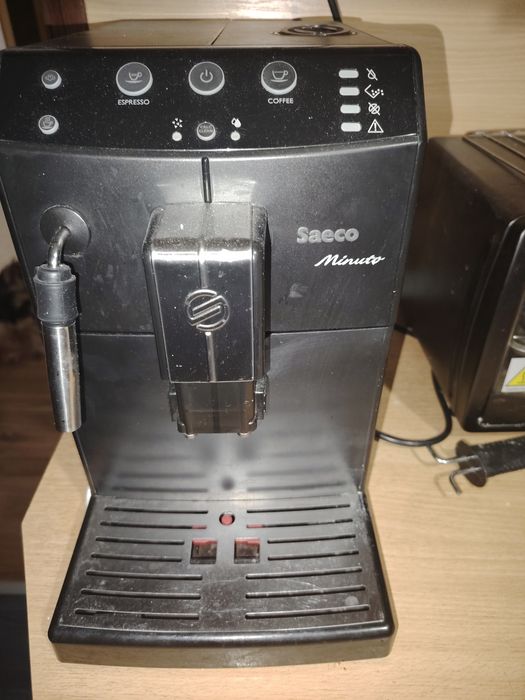 Кафе машина Saeko