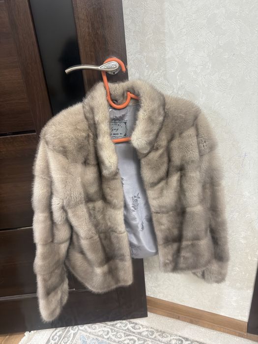 Продам норковую шубку