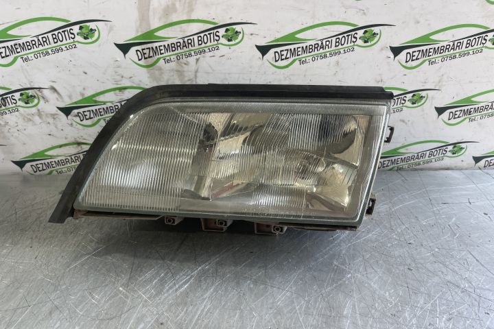 Far stanga Mercedes-Benz C-Class W202/S202