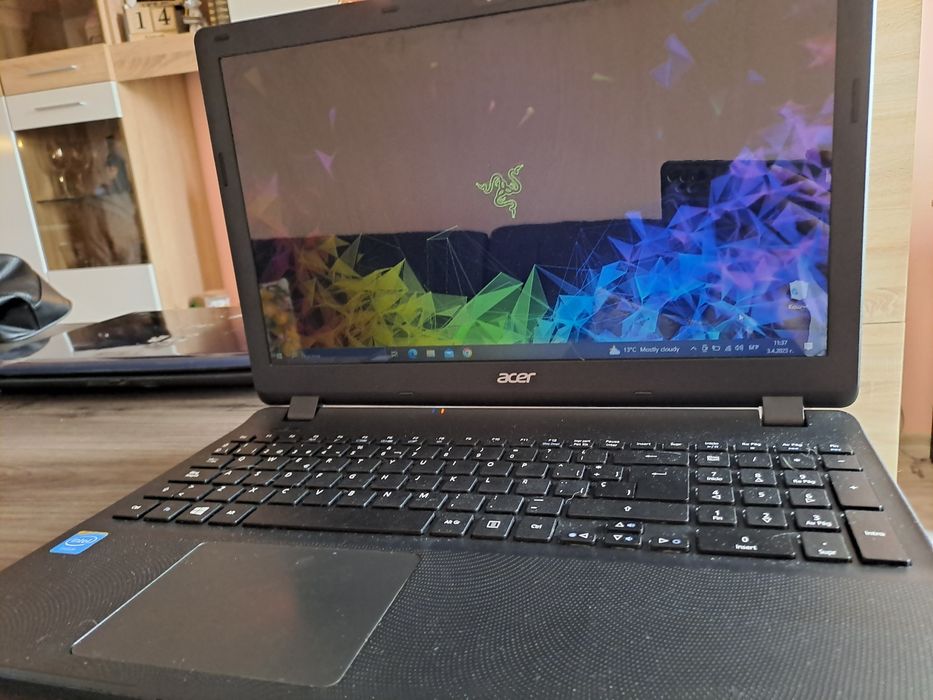 Лаптоп acer windows 10