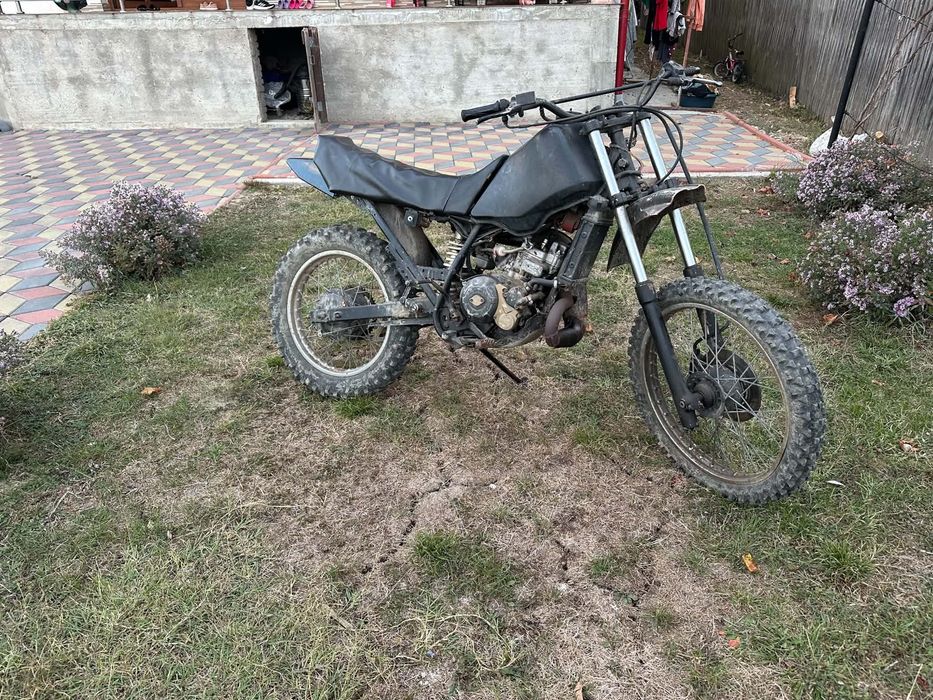 Moto kros 125 cc fara probleme poti testa