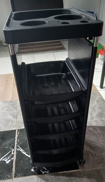 Шкафчик для парикмахерских