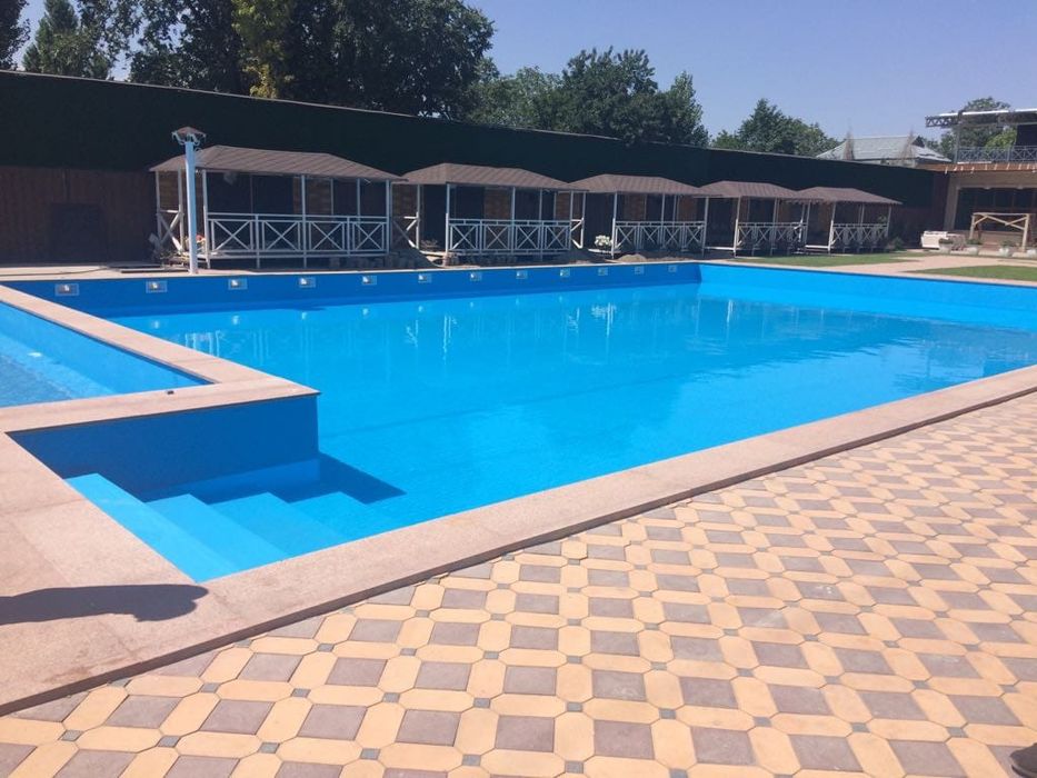 Постройки Бассейна