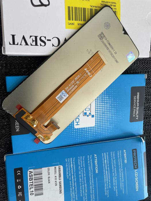 Display pentru Samsung A21S A22 A32 A13 A12 A20E A52 A72 A14 A33 A54