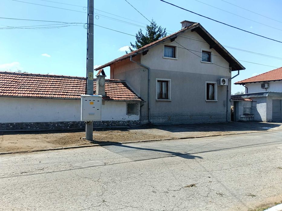 Продава се Къща в с. Избеглии, Област Пловдив - 1300 кв.м за 58 €/кв.м - Снимка #5