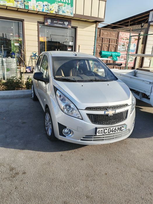 Спарк сотилади бензин