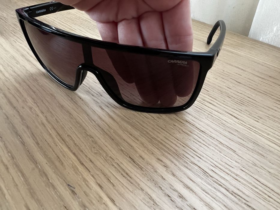 Унисекс слънчеви очила Carrera