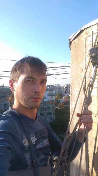 Альпинисты выполняют все виды работ