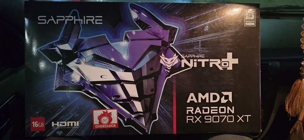 Amd RX 9070XT Saphire Nitro plus