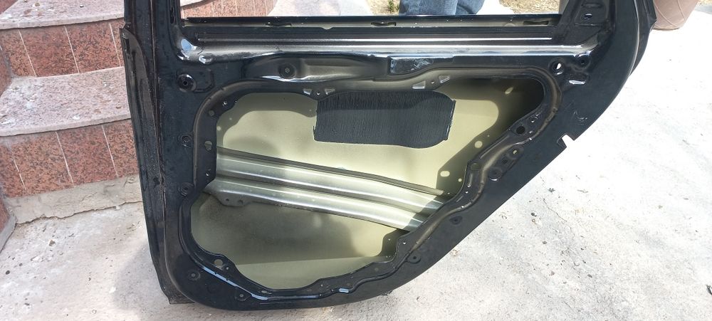 Кия к5 задни дверь правая