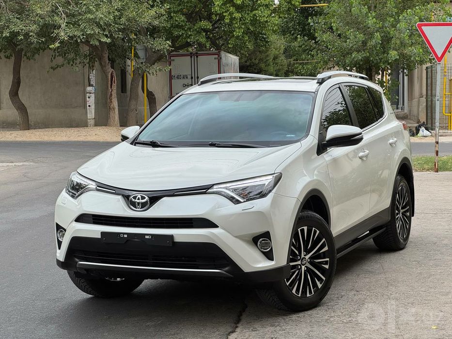 Tayota Rav4 2013 tozza Srochna sotiladi!!!: 23 500 у.е. - Toyota ...