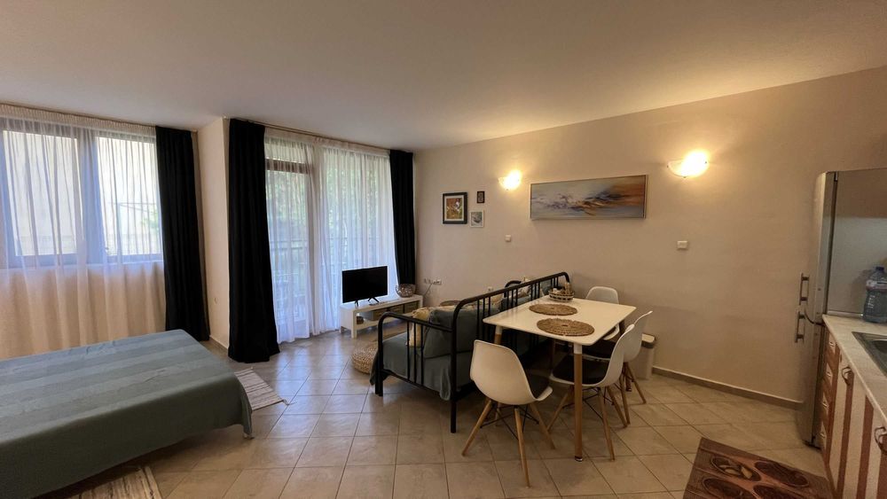 Продава се Едностаен апартамент в Царево - 54 кв.м за 1100 €/кв.м - Снимка #17