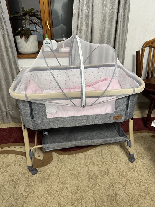 Продам Манеж детский