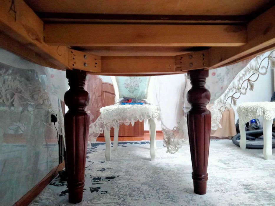 Продал стол с чистого дерева