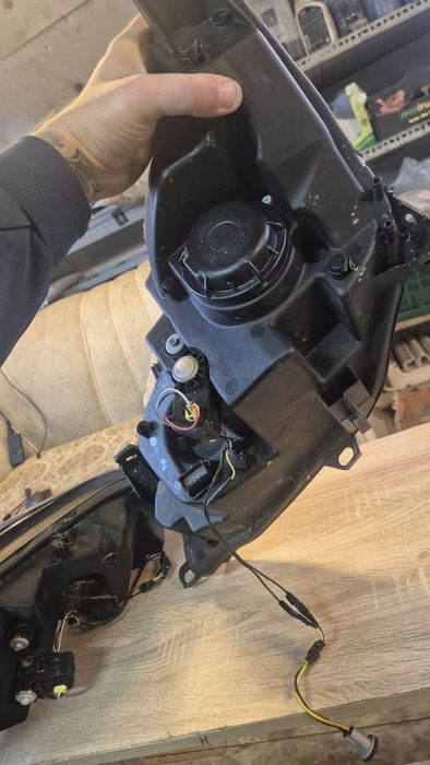 Тунинг Фарове за Опел Астра J комби 2009- 2015г