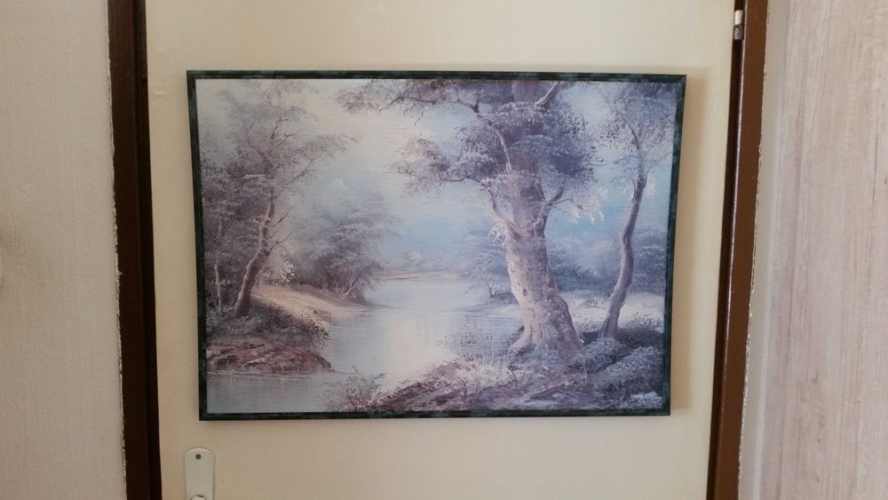 Красива, много голяма картина в хубава рамка.