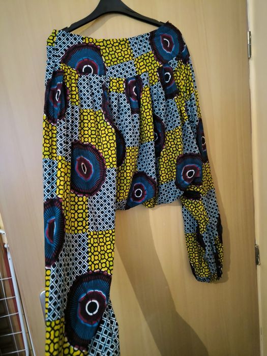 Pantalonii hippy M