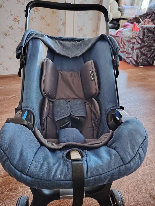 Продам коляску автолюльку для новорождённых