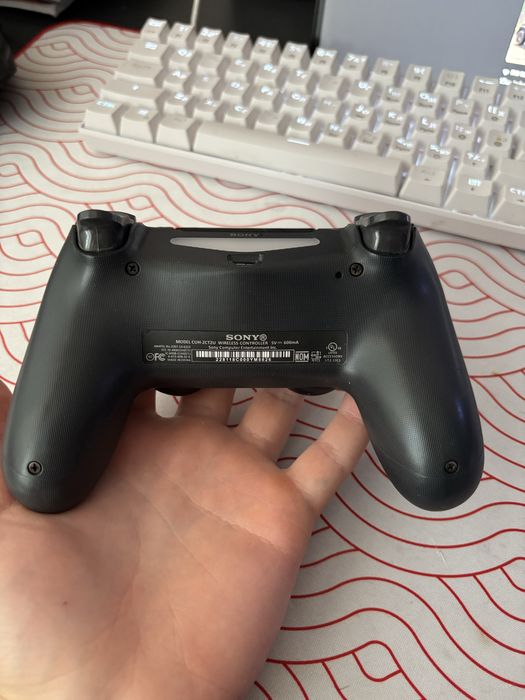 геймпад playstation 4