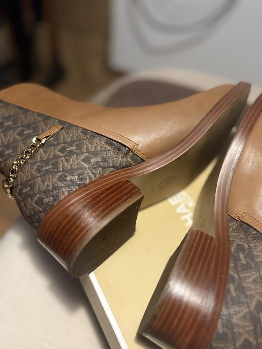 Боти Michael Kors