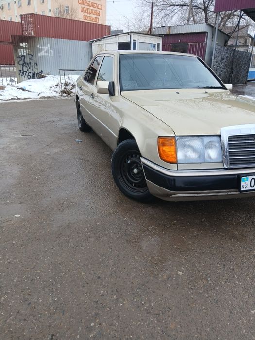 Мерседес бенз Е230