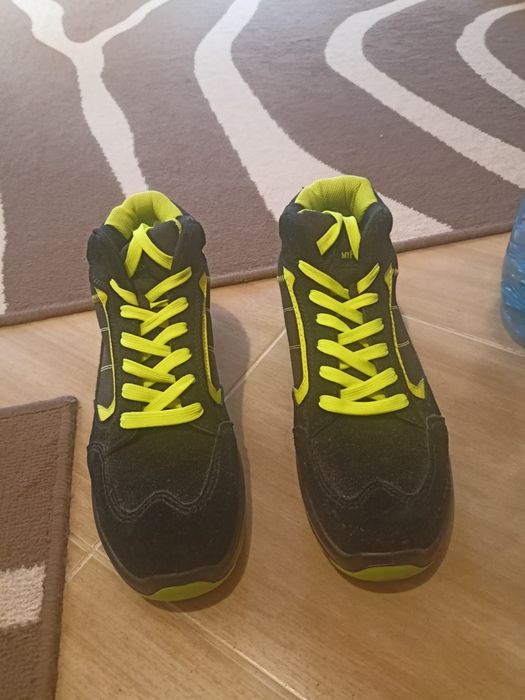 Мъжки боти  43 номер