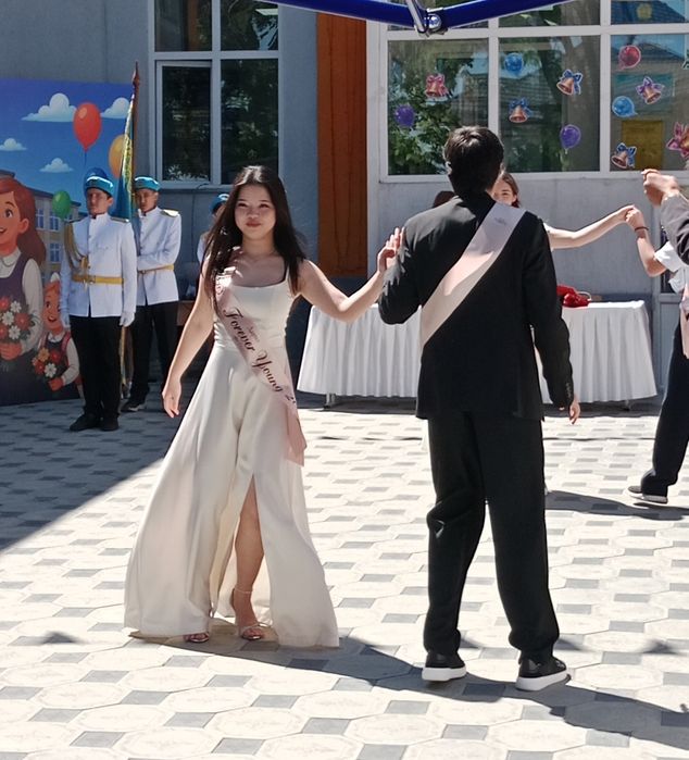 Платье свадебное узату выпускной